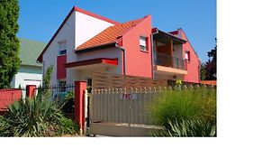 Laci Apartman
